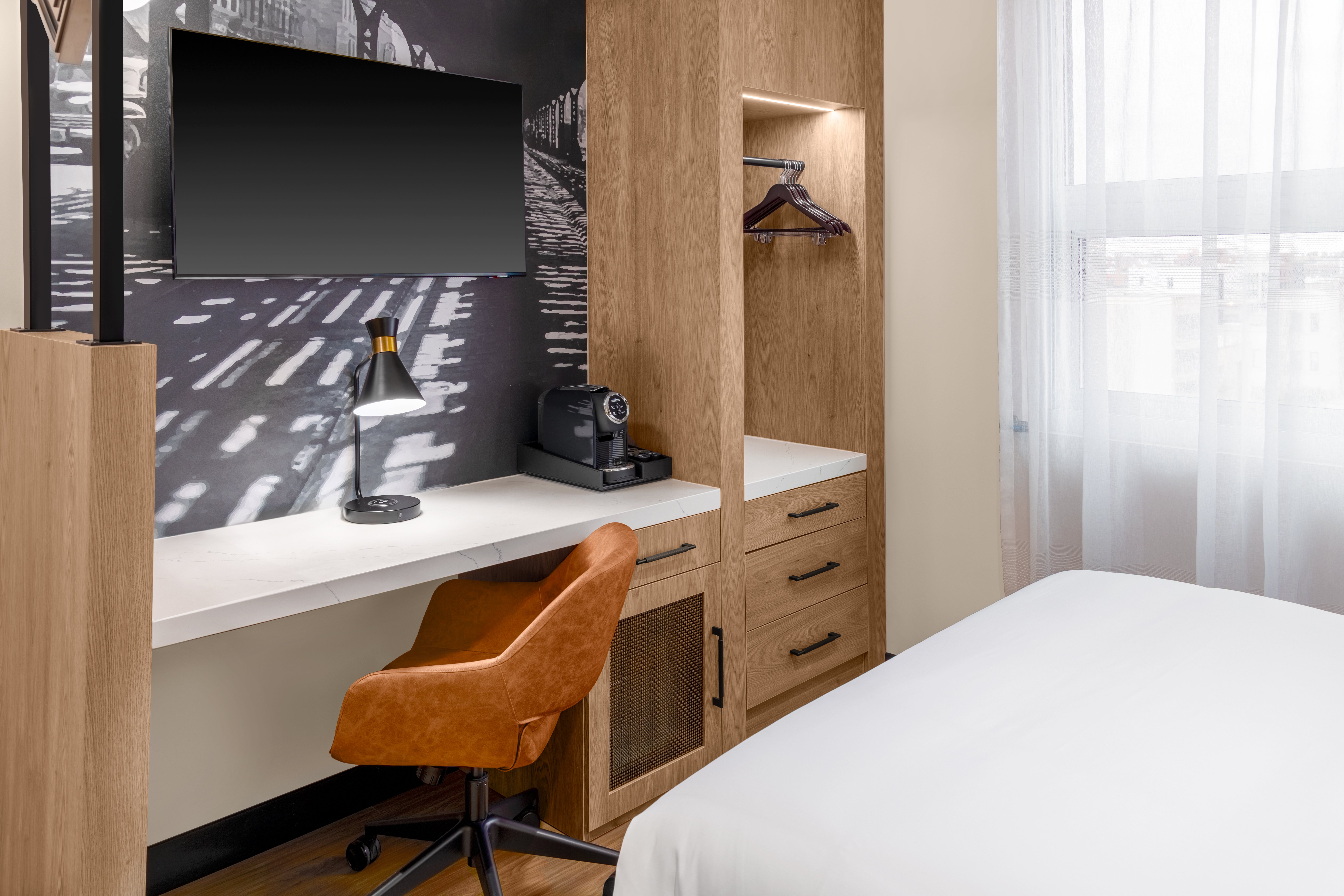 voco Astoria by IHG 45/50