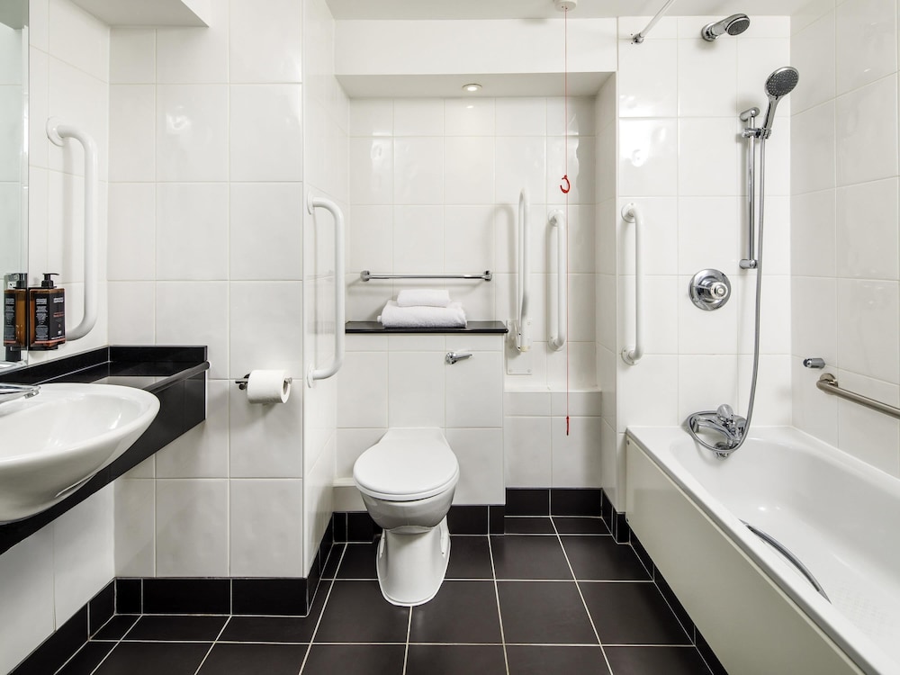 The Harlow Hotel By Accorhotels 55/58