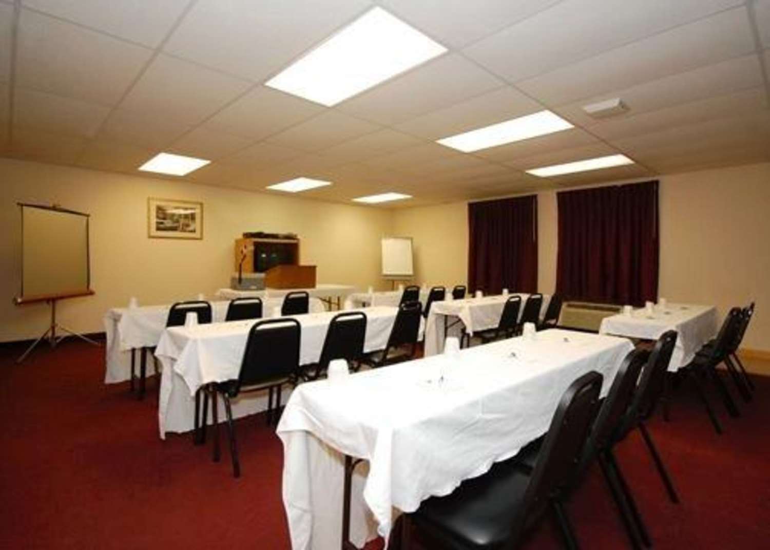 Quality Inn Waynesburg PA 23/24