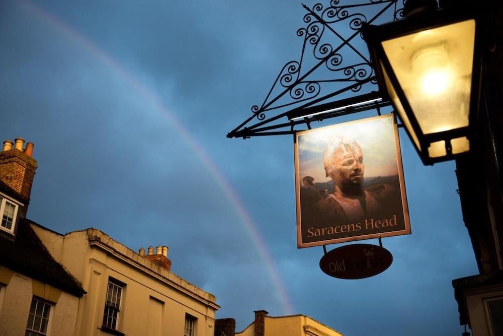 Saracen's Head Hotel 23/39