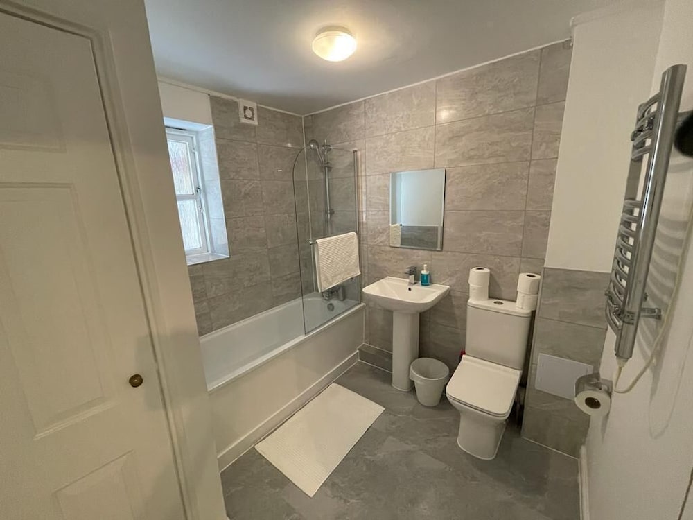 2 Bedrooms, Premium, Suite, Apartment