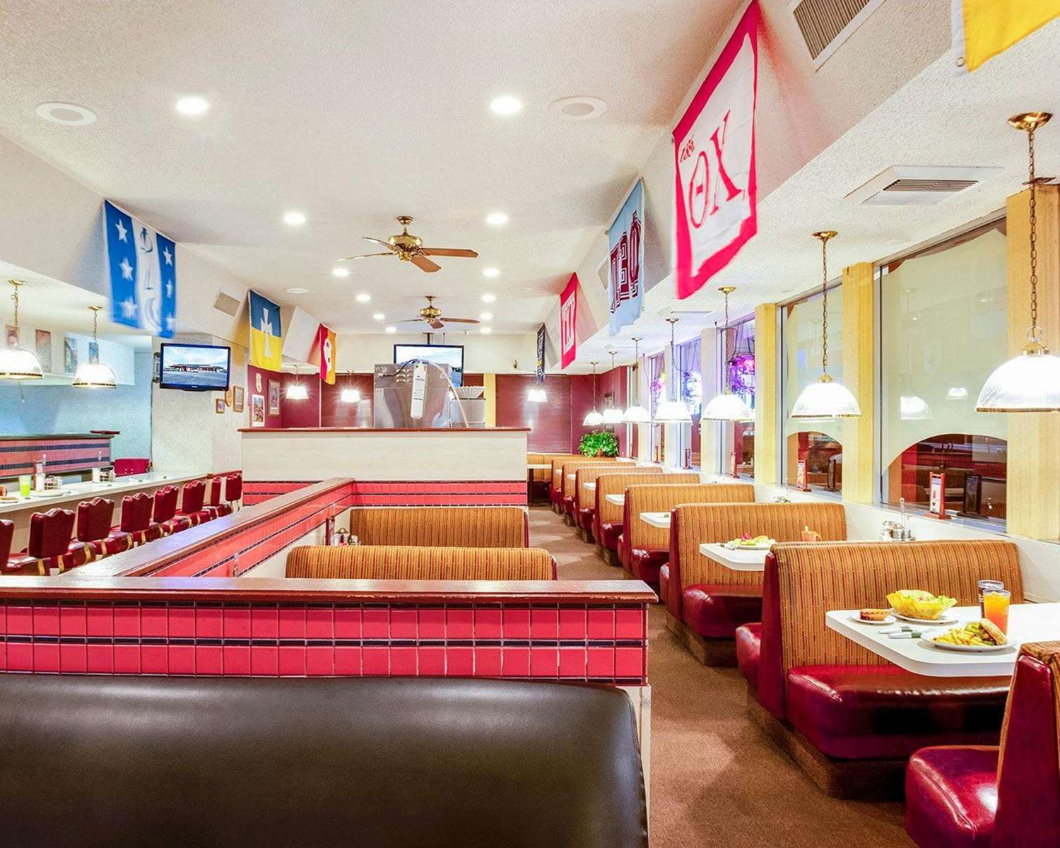 restaurant cafeteria