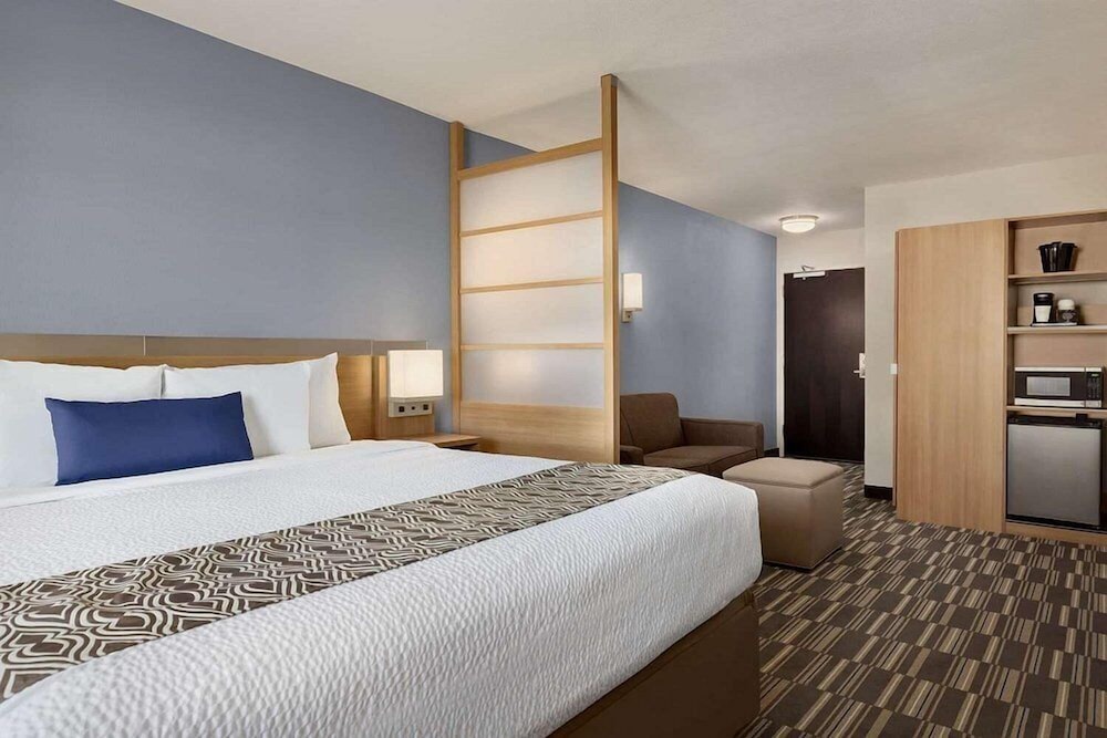 Microtel Inn Suites By Wyndham Gambrills 12/50