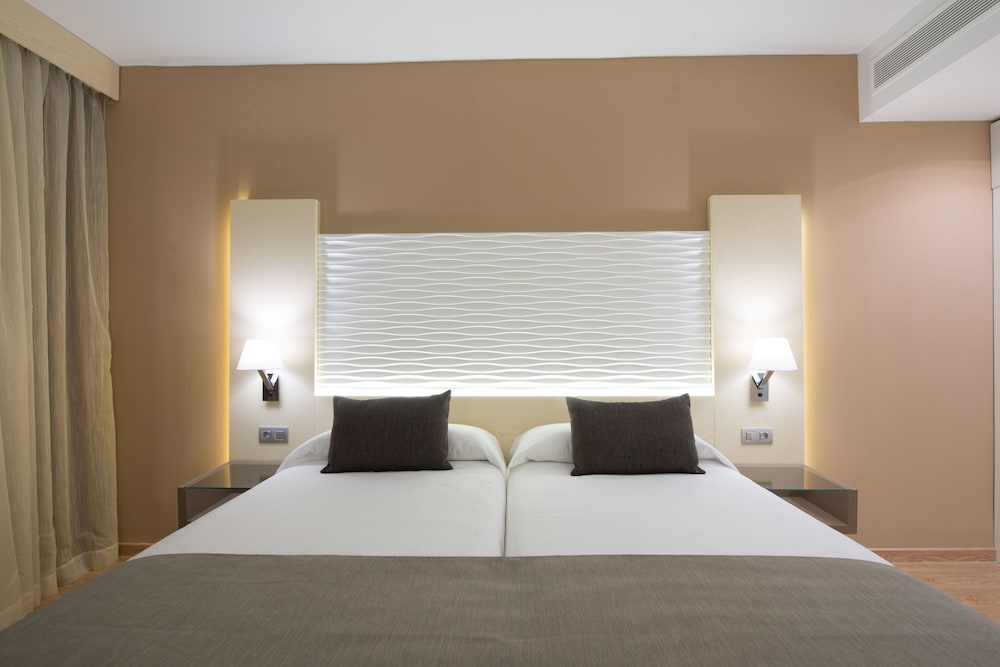 Hotel Lopez - Suitehotel Playa del Ingles 6/50