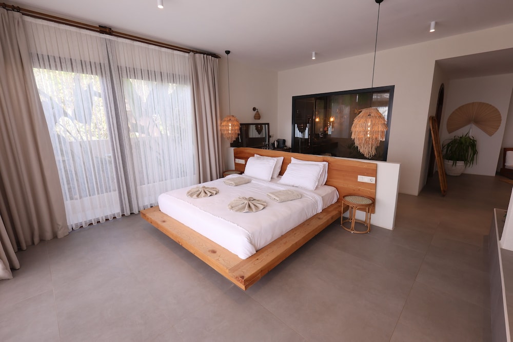 Lissiya Hotel 5/50