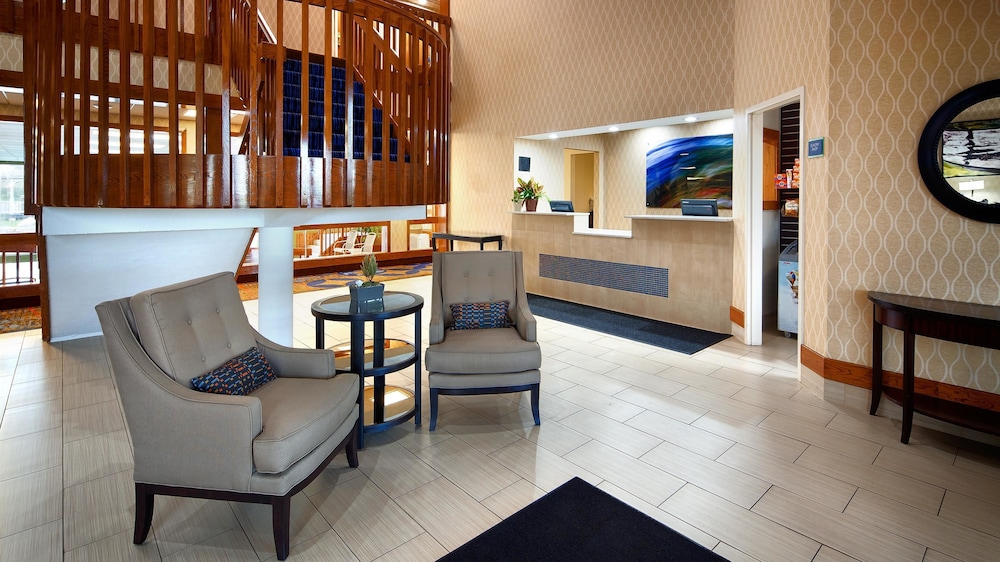 Best Western Benton Harbor-St. Joseph 33/43
