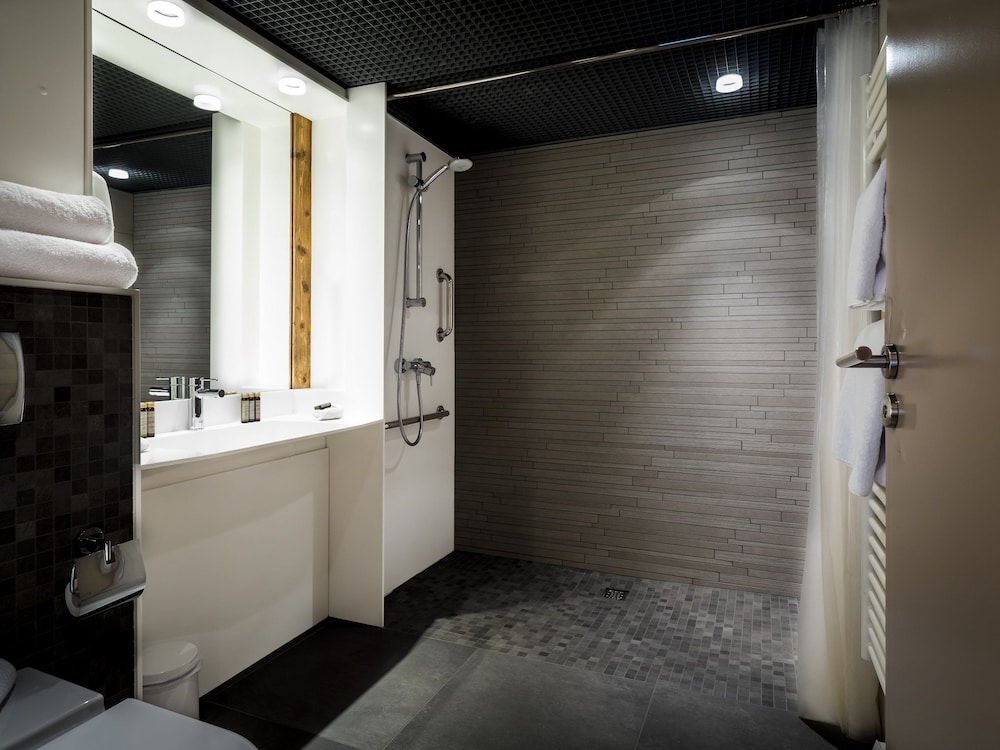 HOTEL LE PRE CARRE 30/31