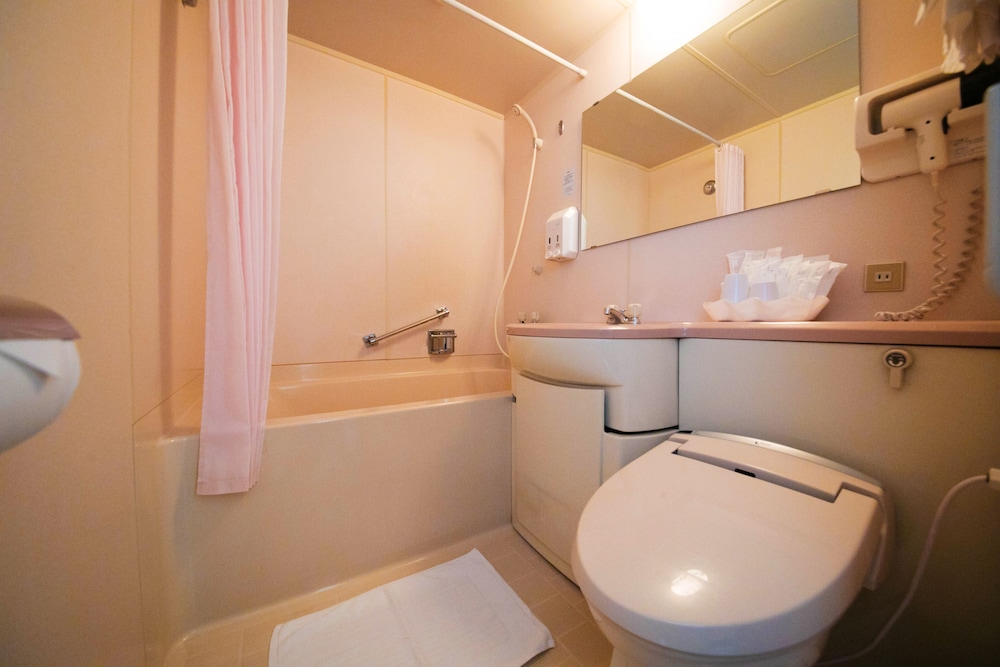 Mito Hotel Season 40/40