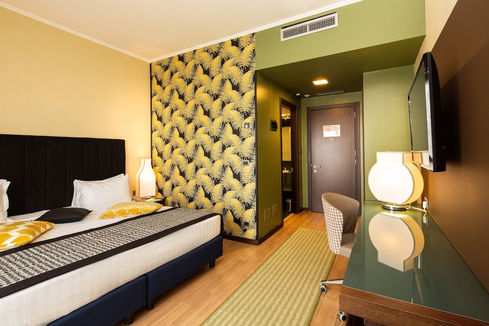 HOLIDAY INN TURIN CORSO FRANCIA 13/54