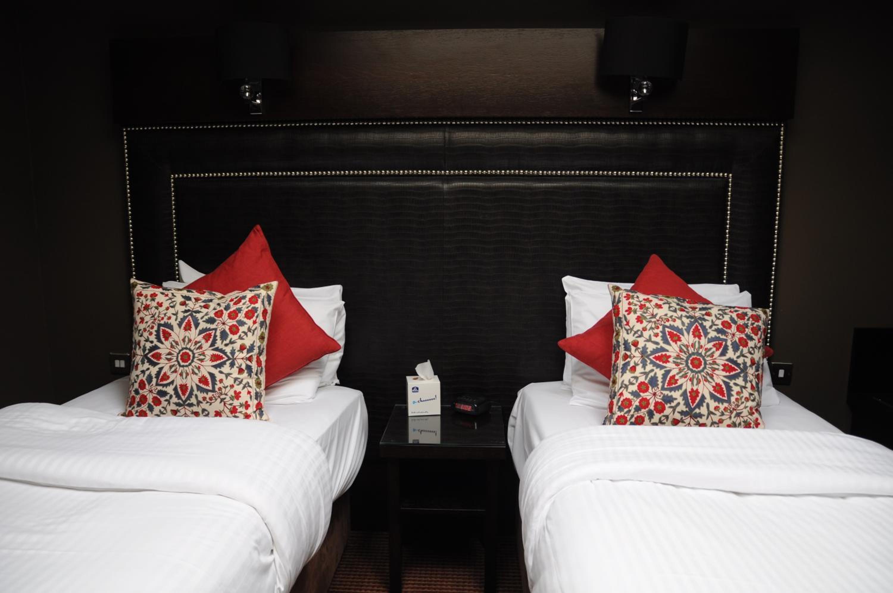 غرفة سوبيريور بسرير فردي، Eglinton Arms Hotel, BW Premier Collection 4/8