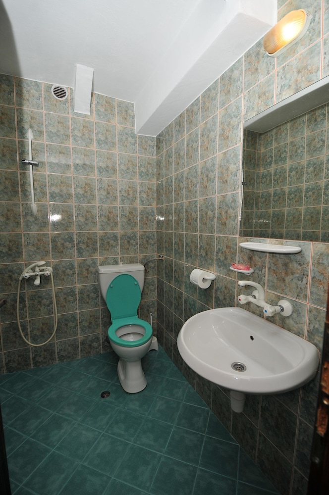 Hotel More 46/50