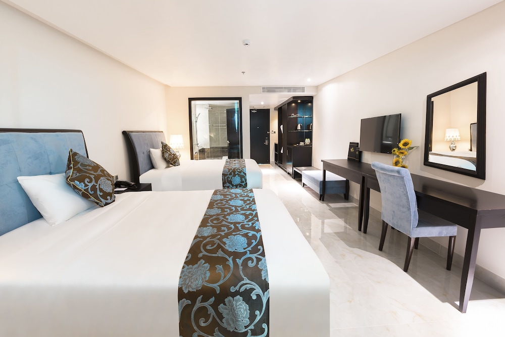 Royal Quang Binh Hotel 28/54