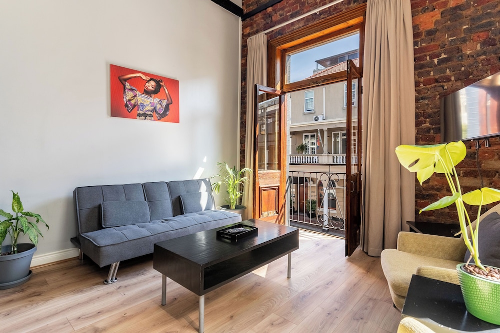 Long Street Boutique Hotel 53/71