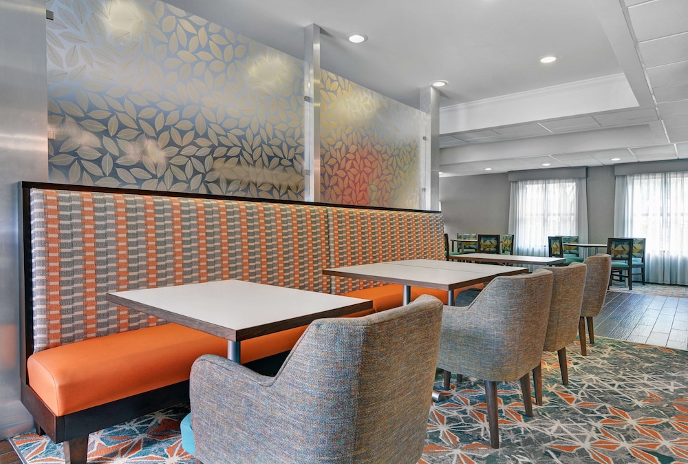 Hampton Inn Charlotte-Monroe 49/54