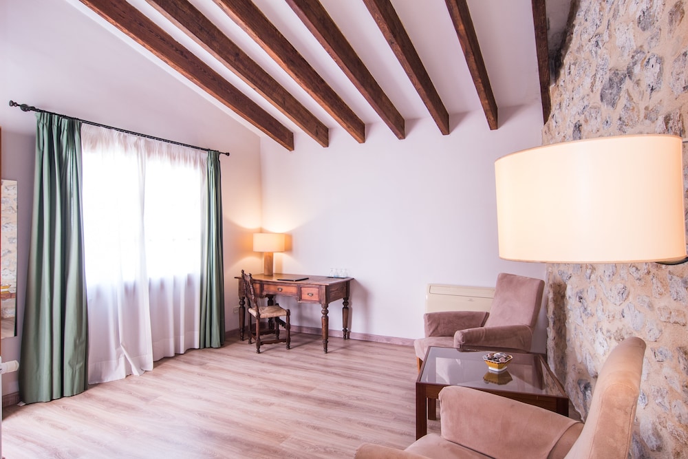 Hotel Can Moragues 29/50