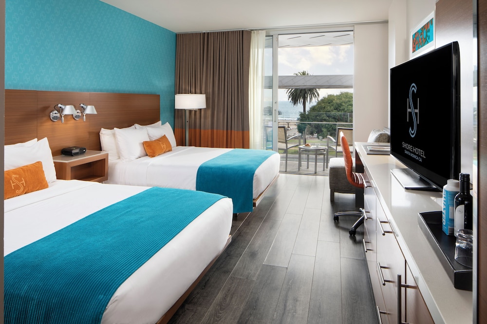 CLASSIC, 2 DOUBLE BEDS