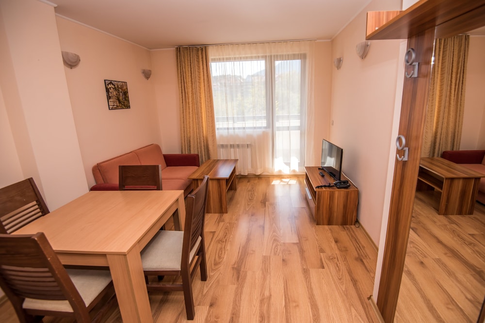 ORBILUX HOTEL BANSKO 61/74