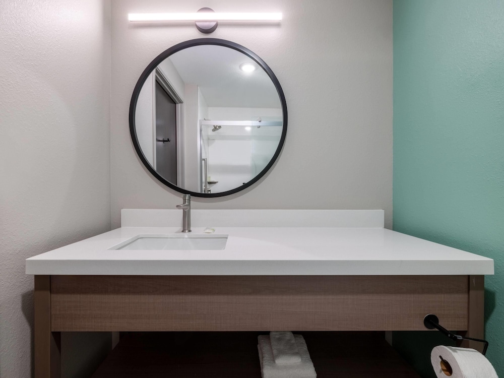 ECHO Suites Extended Stay by Wyndham Fort Worth Alliance 59/59