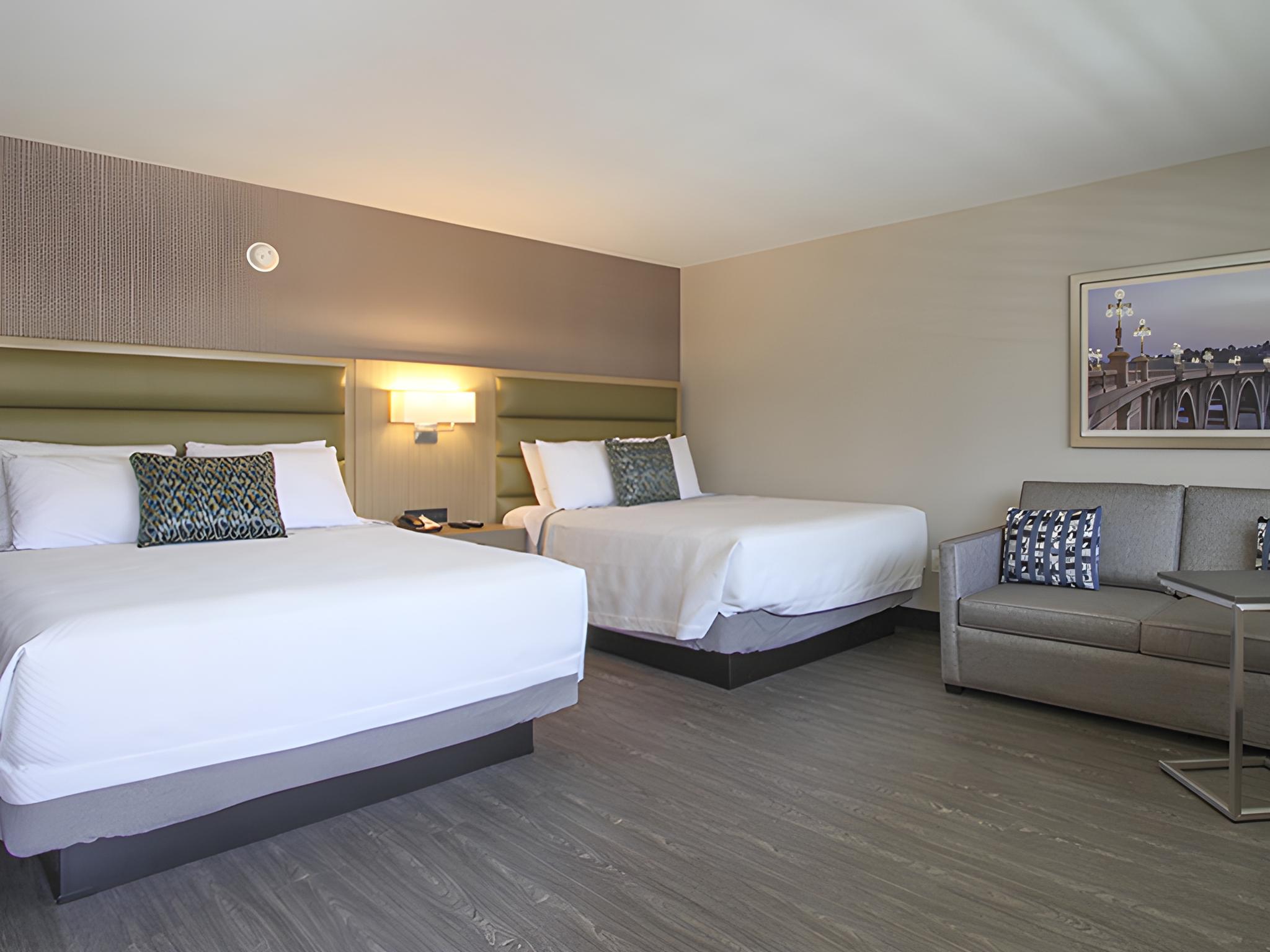 Standard, 2 Queen Beds
