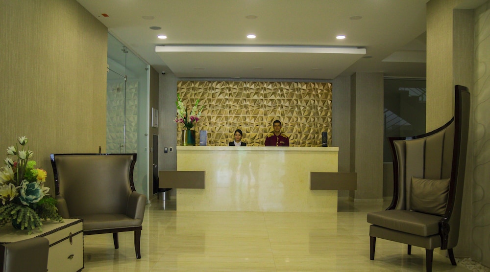 Hotel Andinos Plaza 2/48