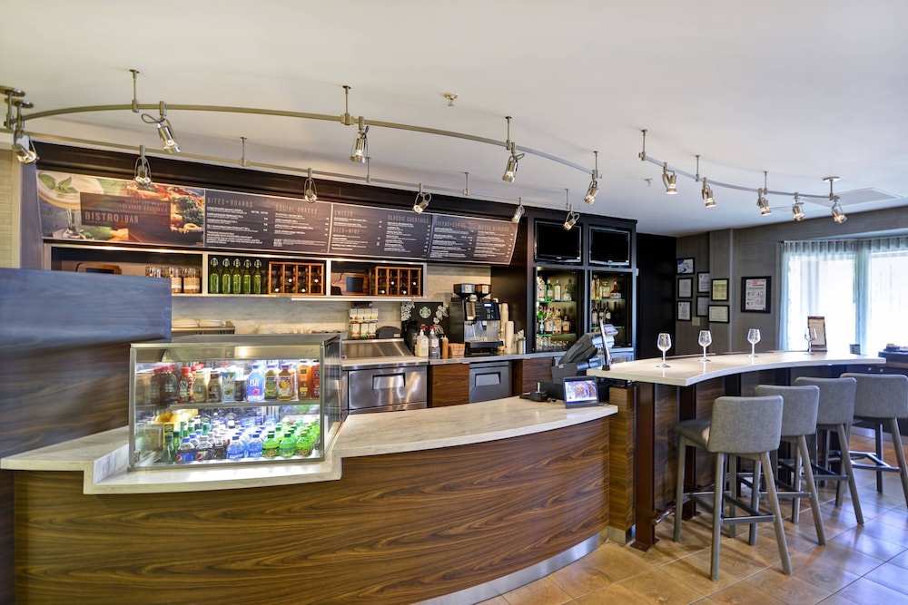 Courtyard by Marriott Dalton 32/43