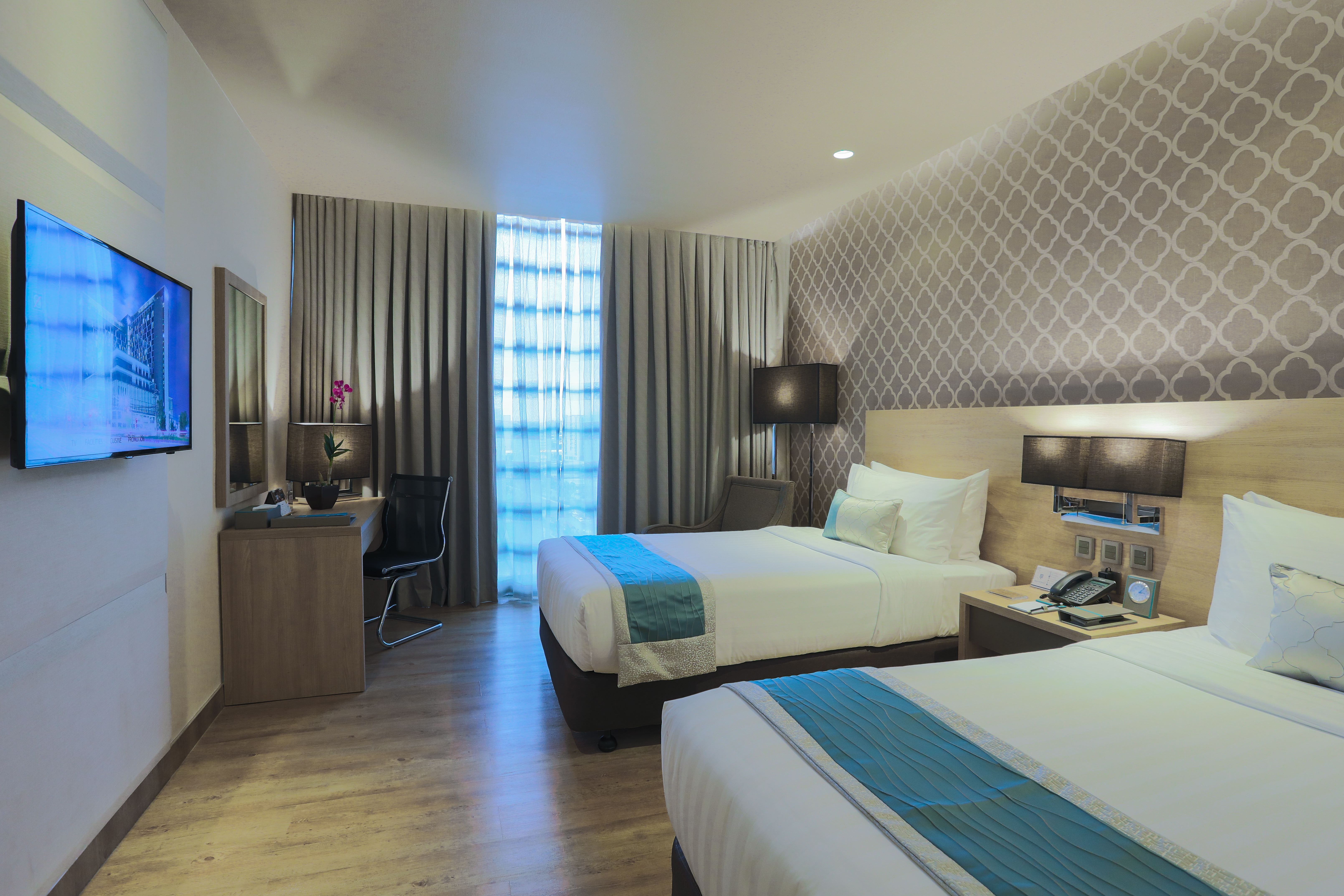 Premier  Room