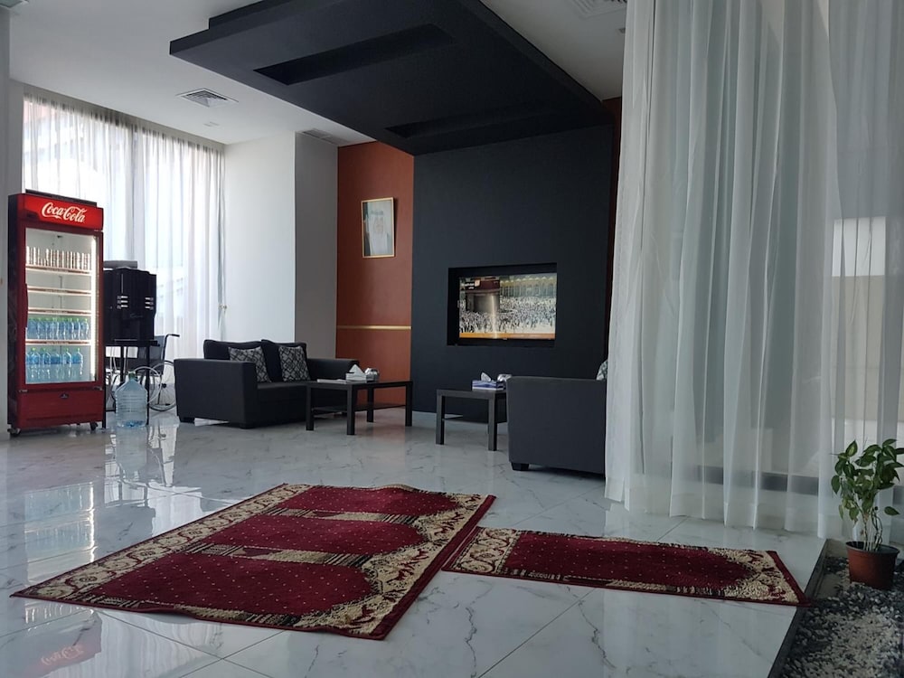 Magic Suite Sabah Al Salem 25/35