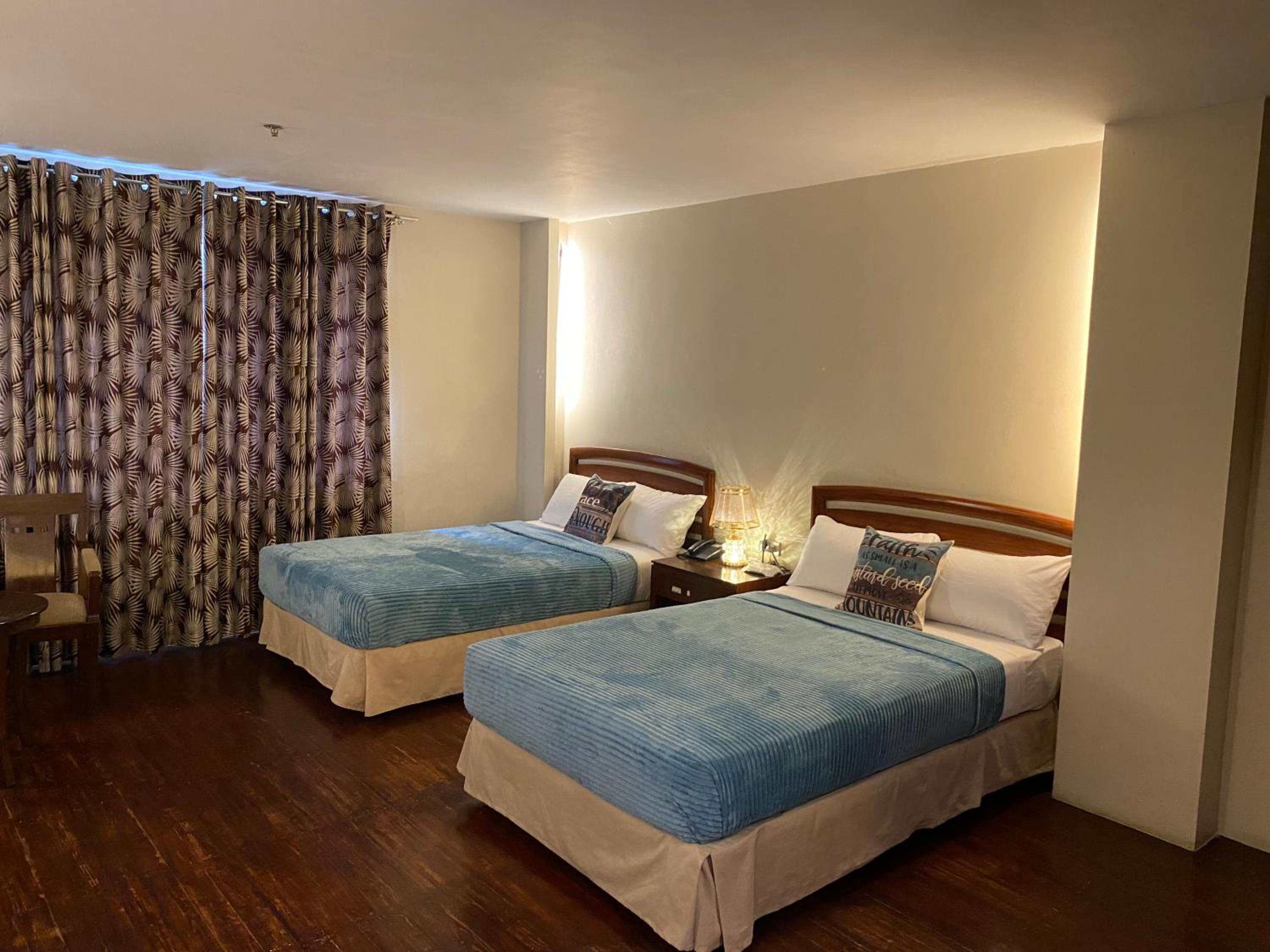 Century Plaza Hotel 18/50