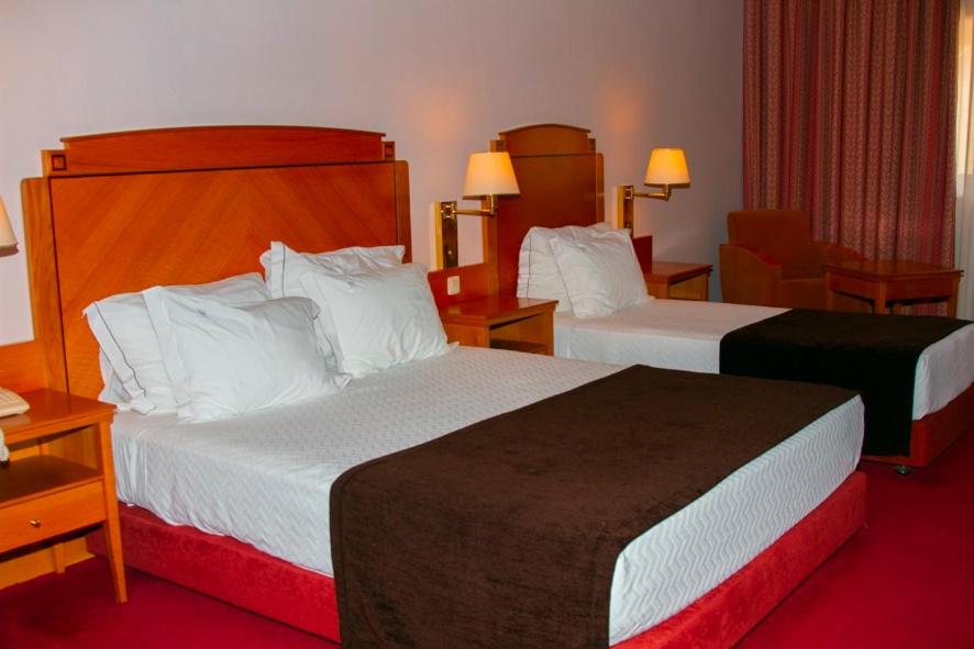 Room, Triple