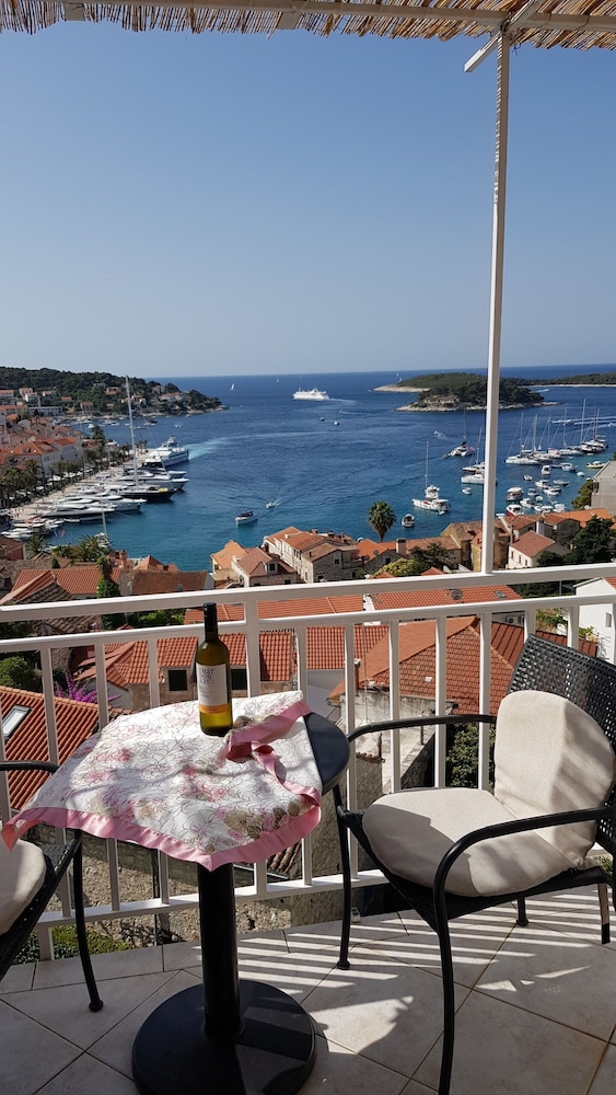 Bocin Rosso Apartments 35/50
