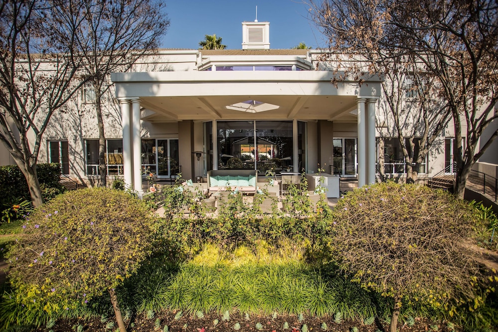 Garden Court Morningside 37/40