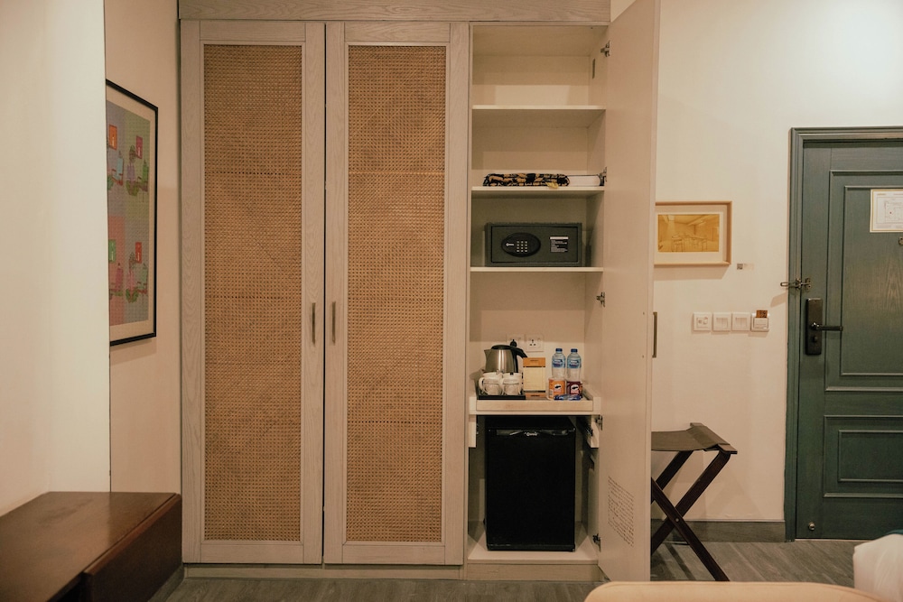 Ambiance Boutique Art Hotel Karachi 48/56