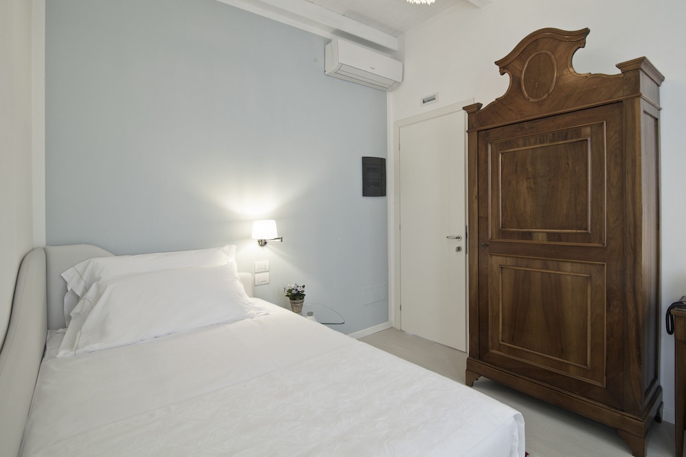 غرفة بزنس مفردة، Chiara Lodge 9/12
