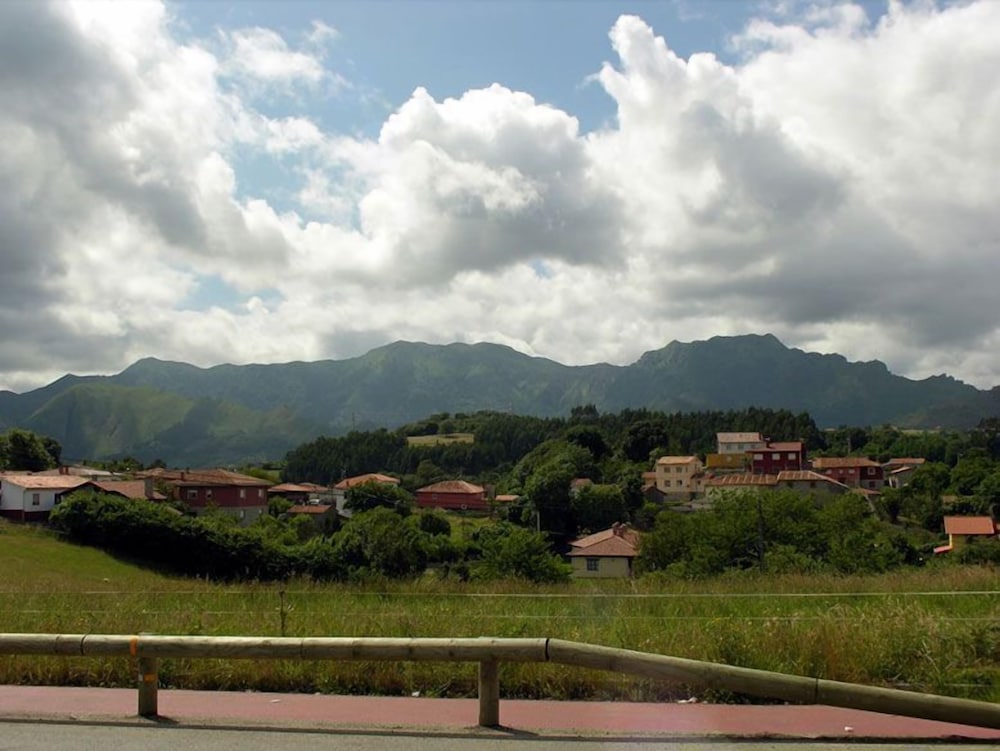 Villadesella Hotel 31/36