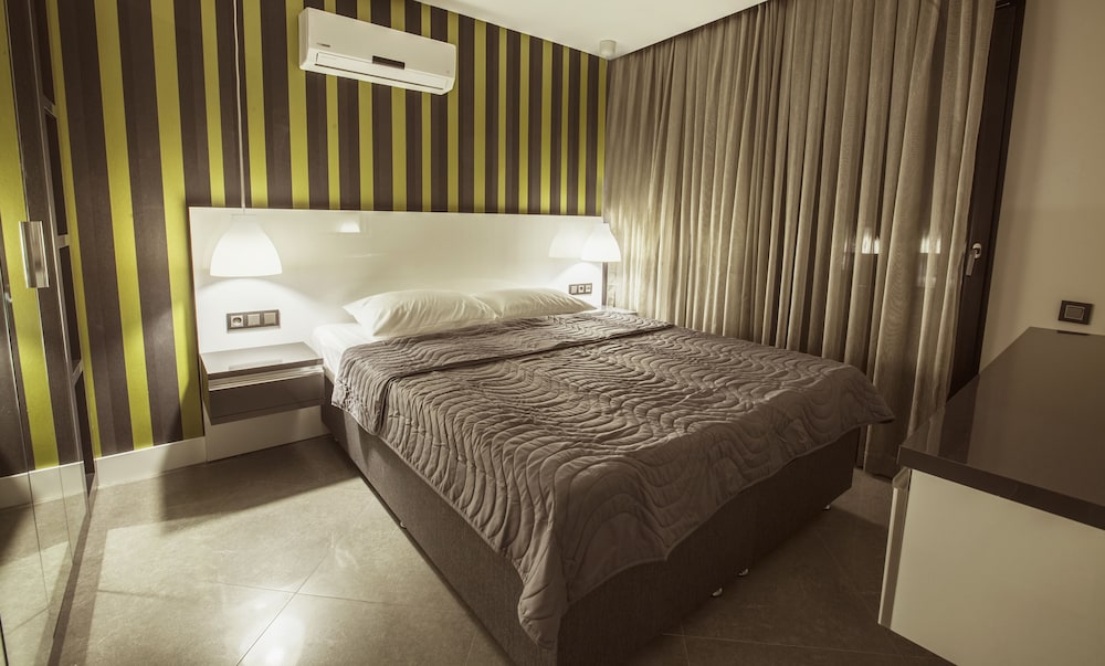Bmk Suites And Apartments 13/50