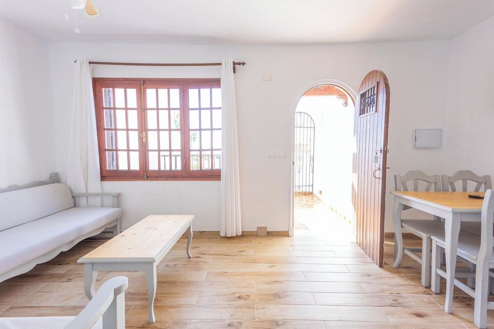 Son Bou Gardens Apartments 21/49