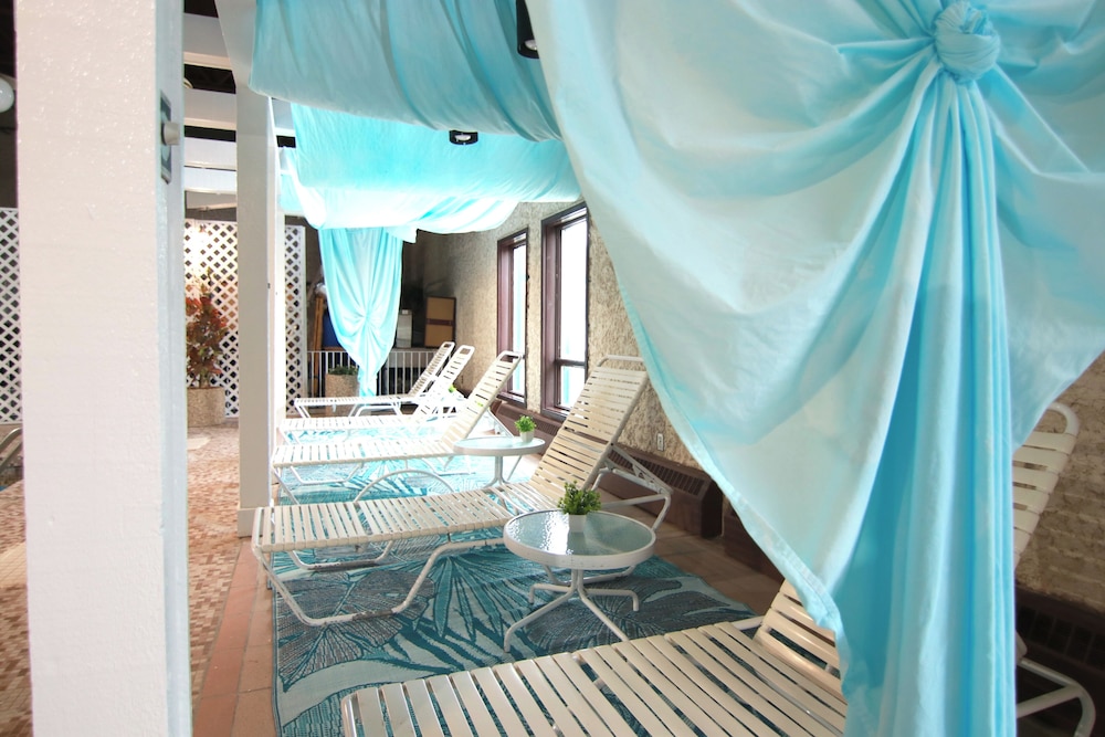Colonial Inn 37/62