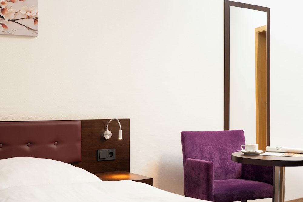 ates Hotel Lampertheim 13/21