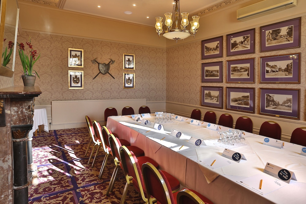 Reigate Manor 39/45