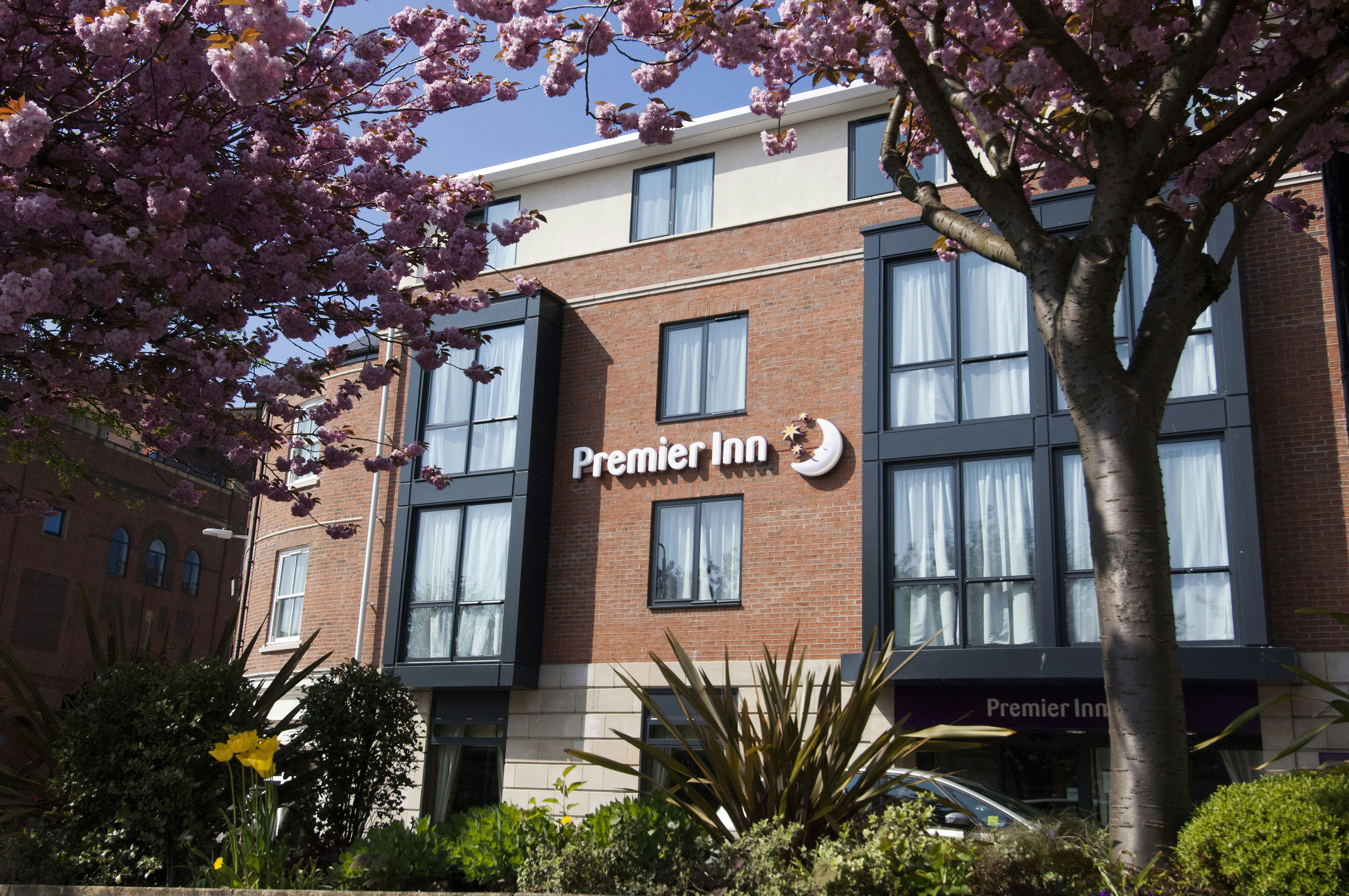 Premier Inn Scarborough 6/43
