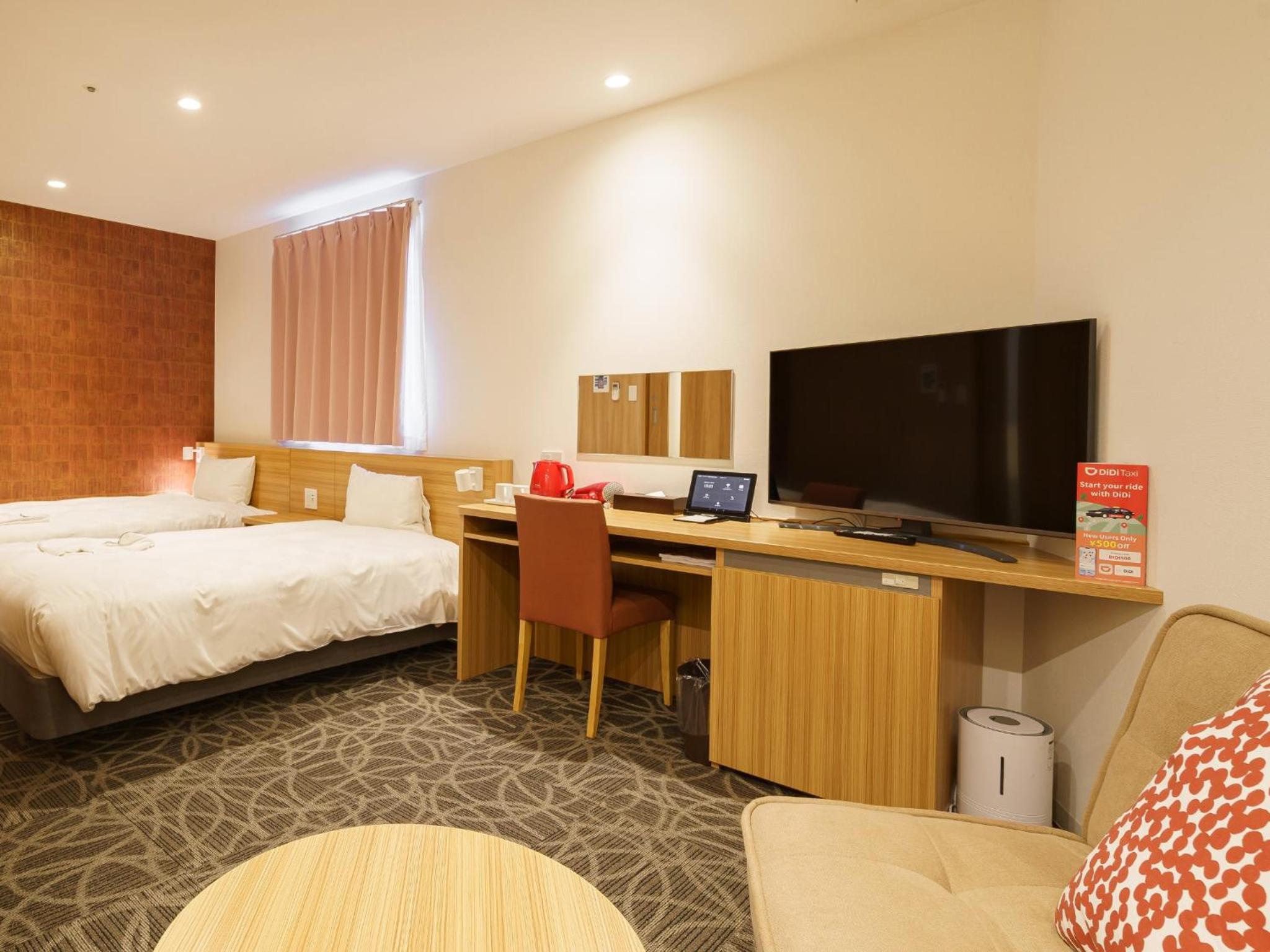 Standard, Twin Beds, Sofa, Sakura Garden Hotel 4/10