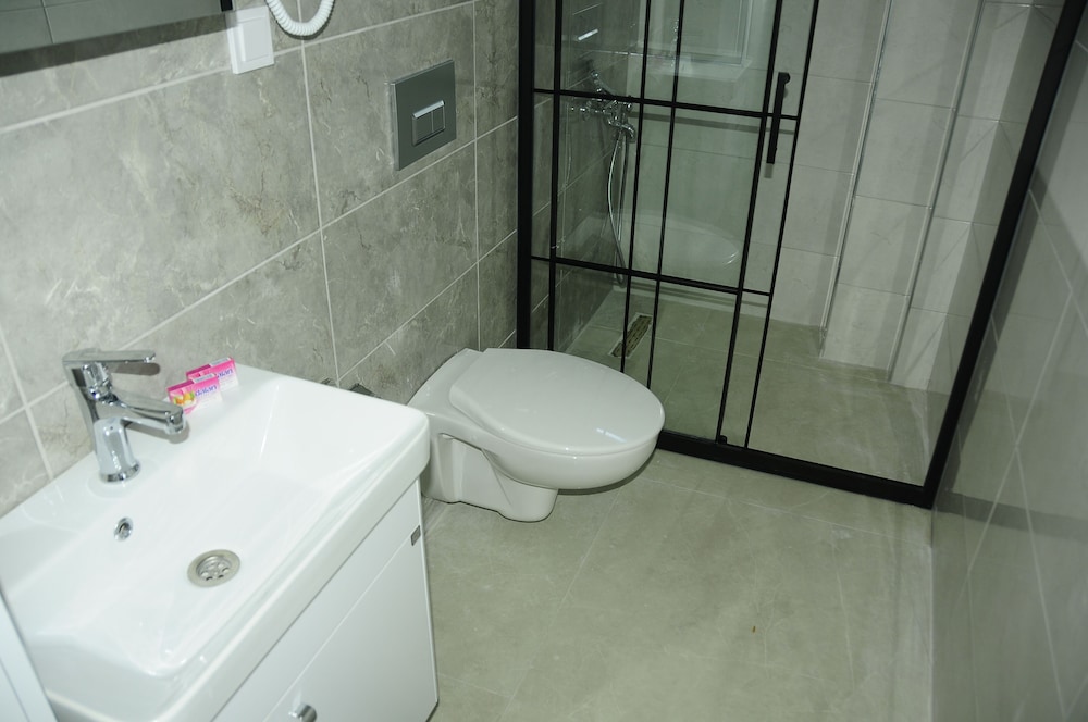MELIS OTEL 39/40