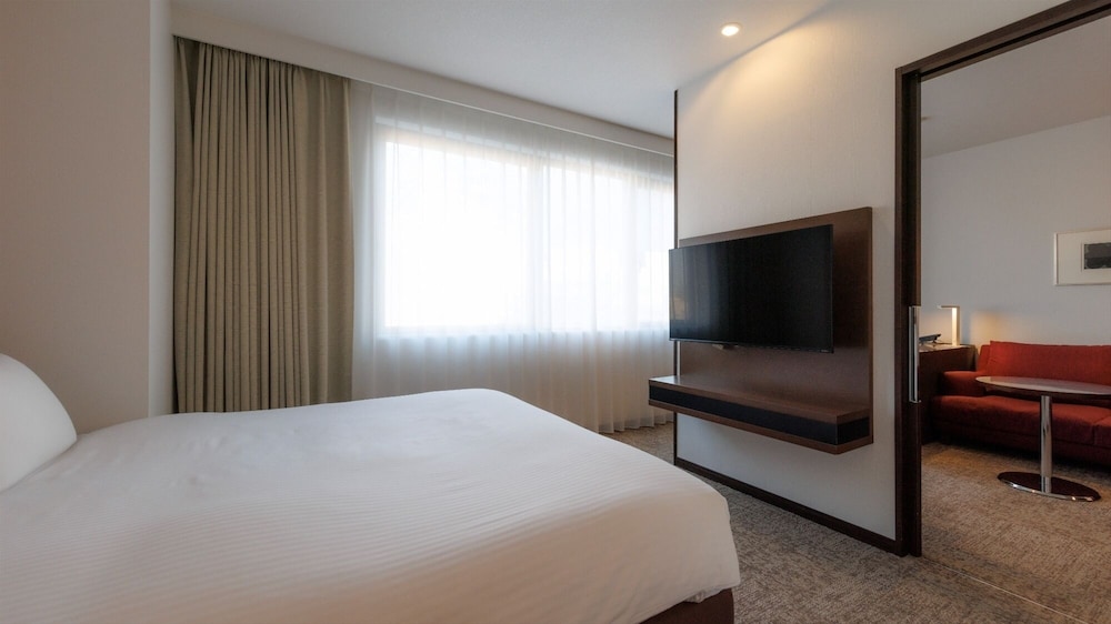 DELUXE, DOUBLE BED, NORTH WING