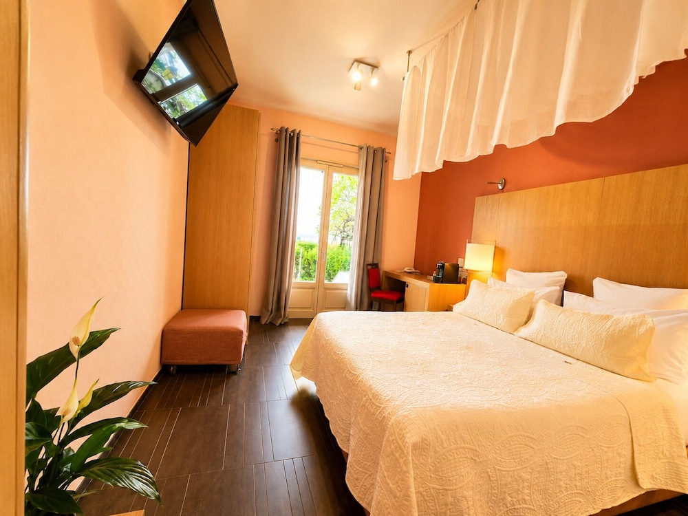 Hotel the Originals Le Jules Verne 20/70