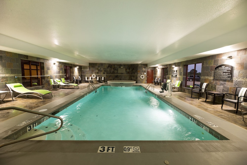 swimming pool spa
