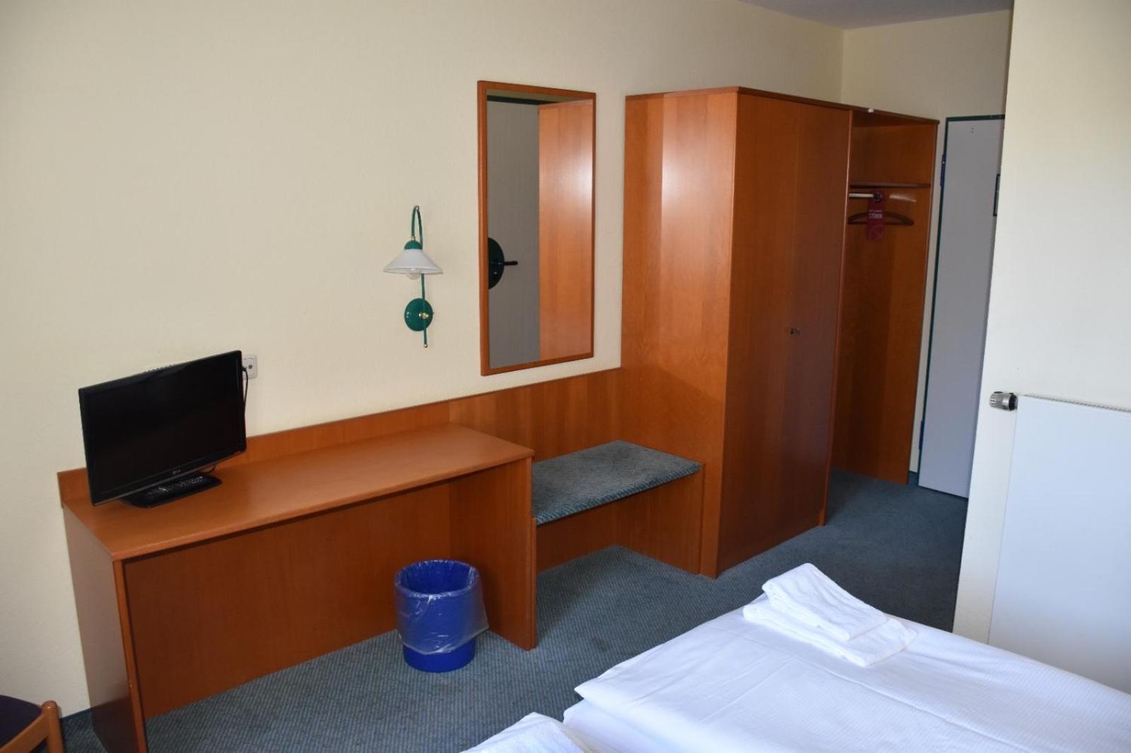 Arc Hotel 15/36