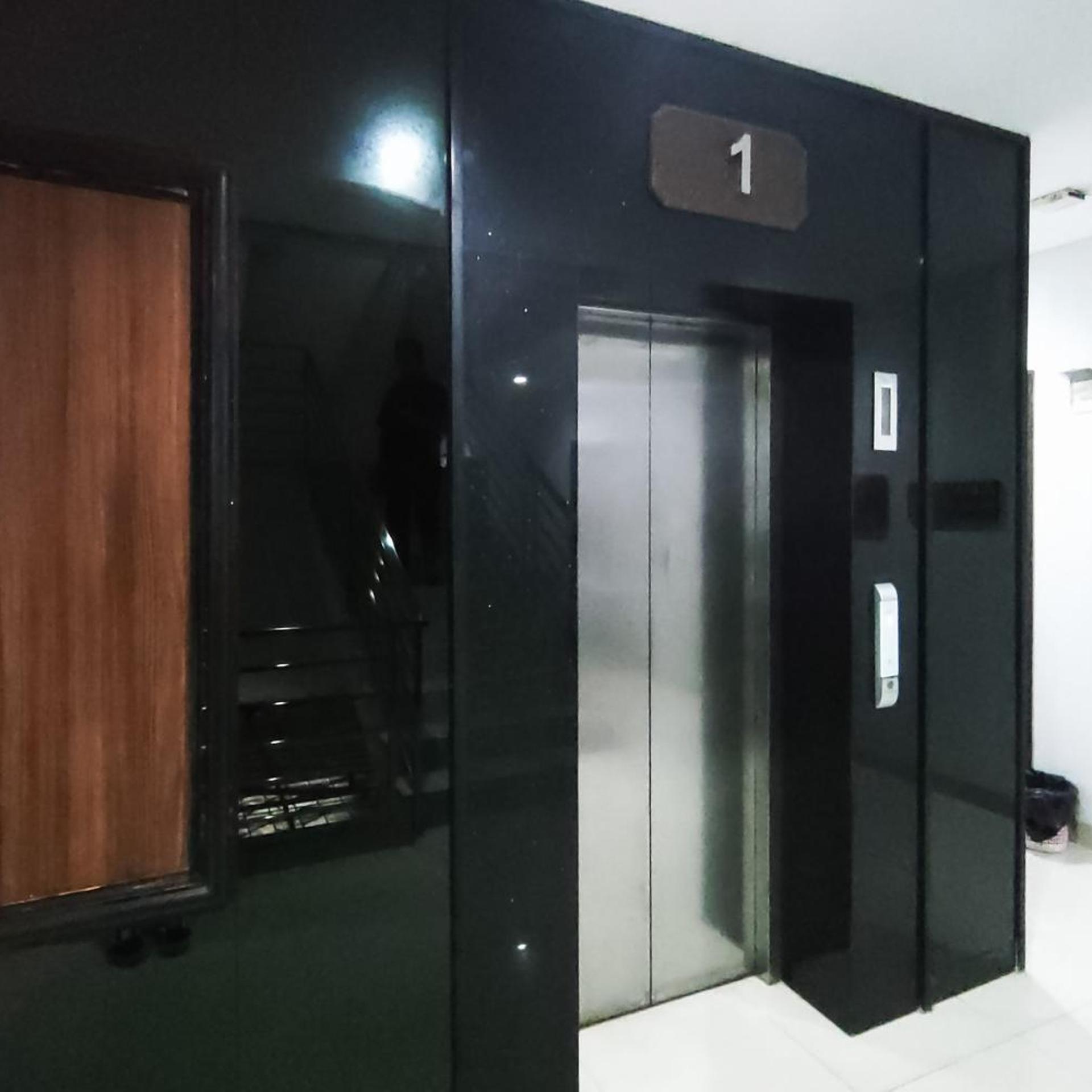 RedDoorz Plus near ICE BSD 2 33/42