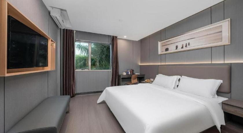 7 Days Premium (Shenzhen Dapeng New District Jiaochangwei) 16/36