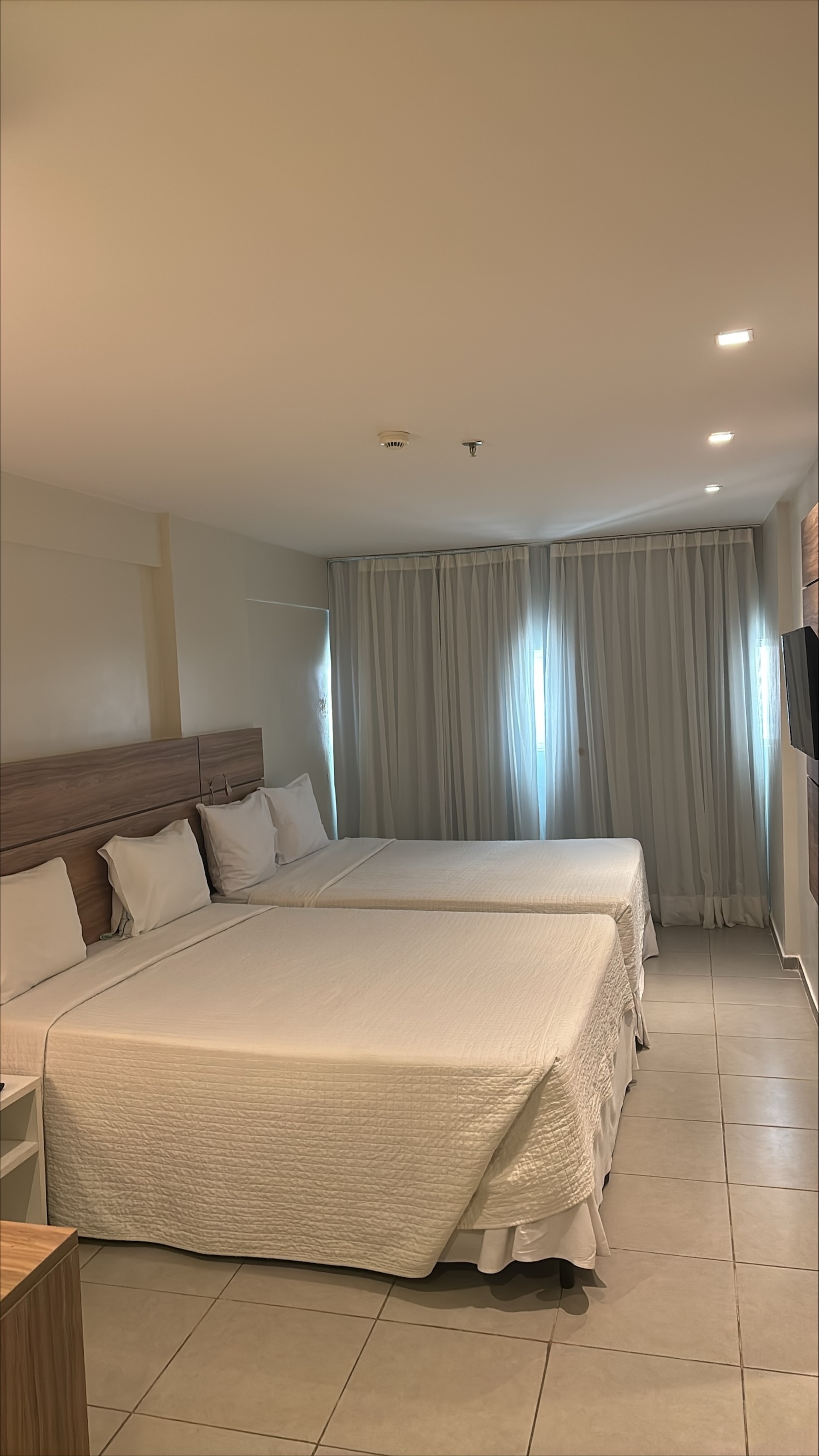 Standard, Single, Queen Bed