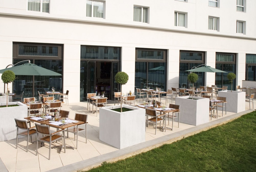 Courtyard By Marriott Paris Saint Denis 23/35